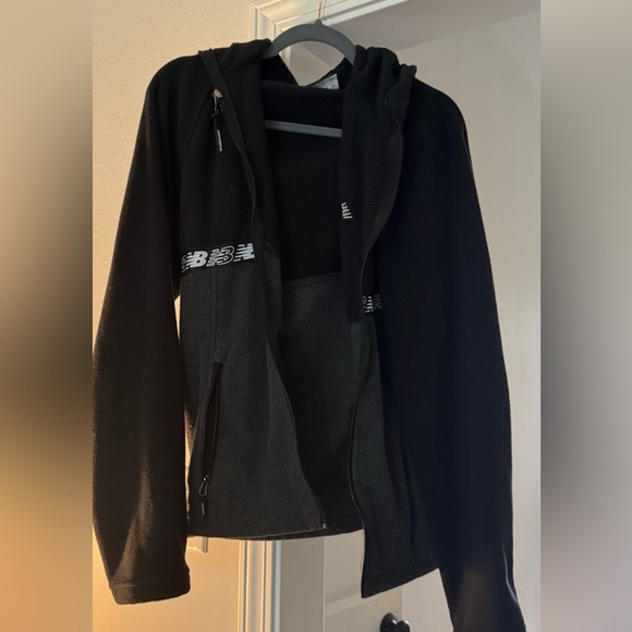 New Balance Black and Gray Jacket - Picture 1 of 2